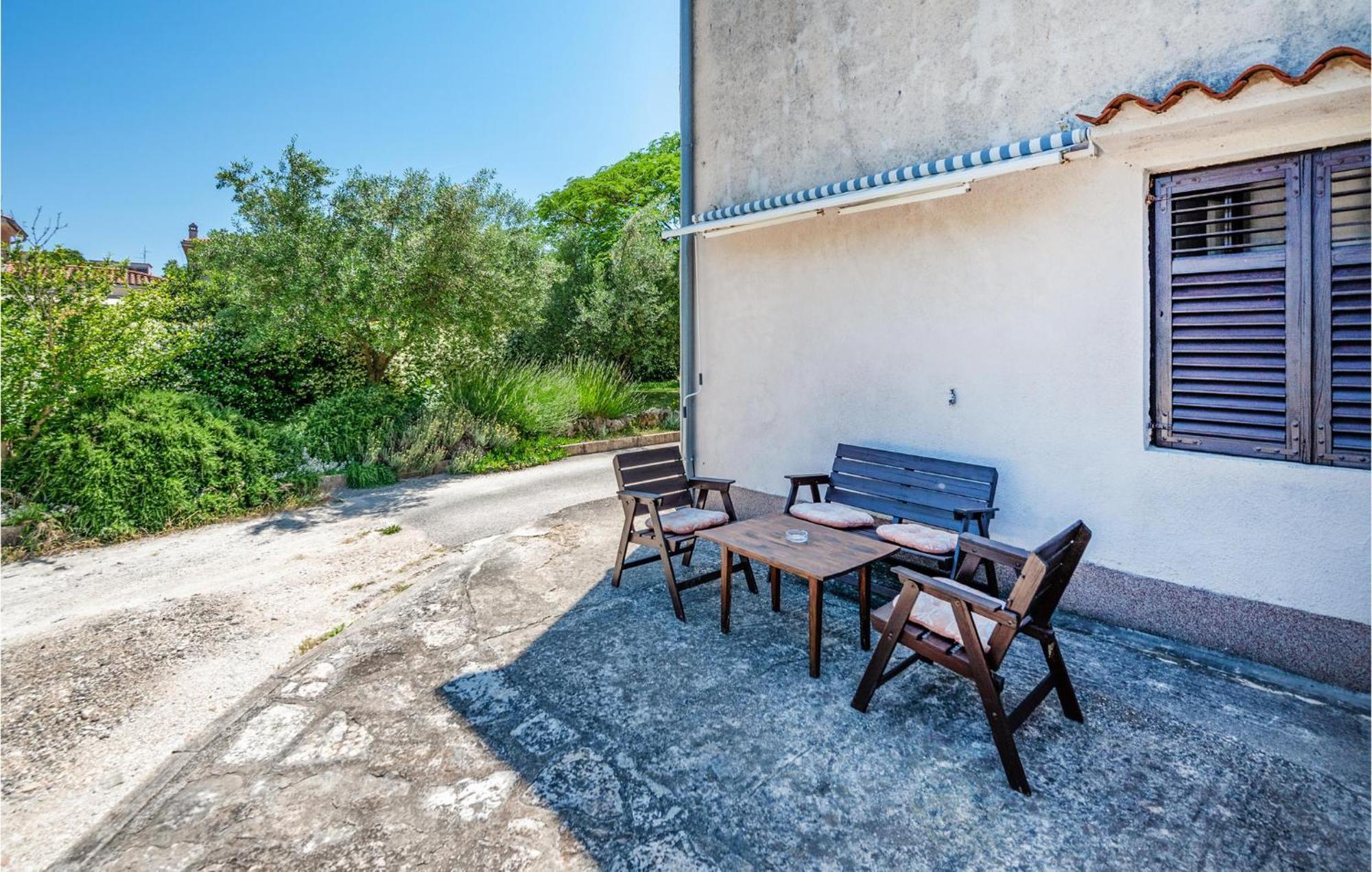 Cozy Apartment In Fazana With Kitchen Εξωτερικό φωτογραφία